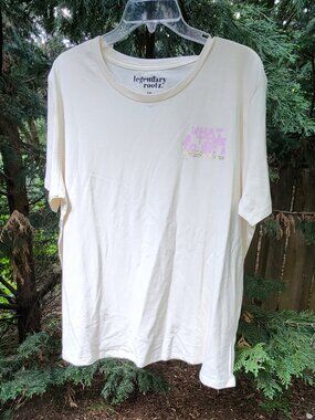 *Free for Black women* with any purchase: Legendary Rootz 1X Tshirt NWT